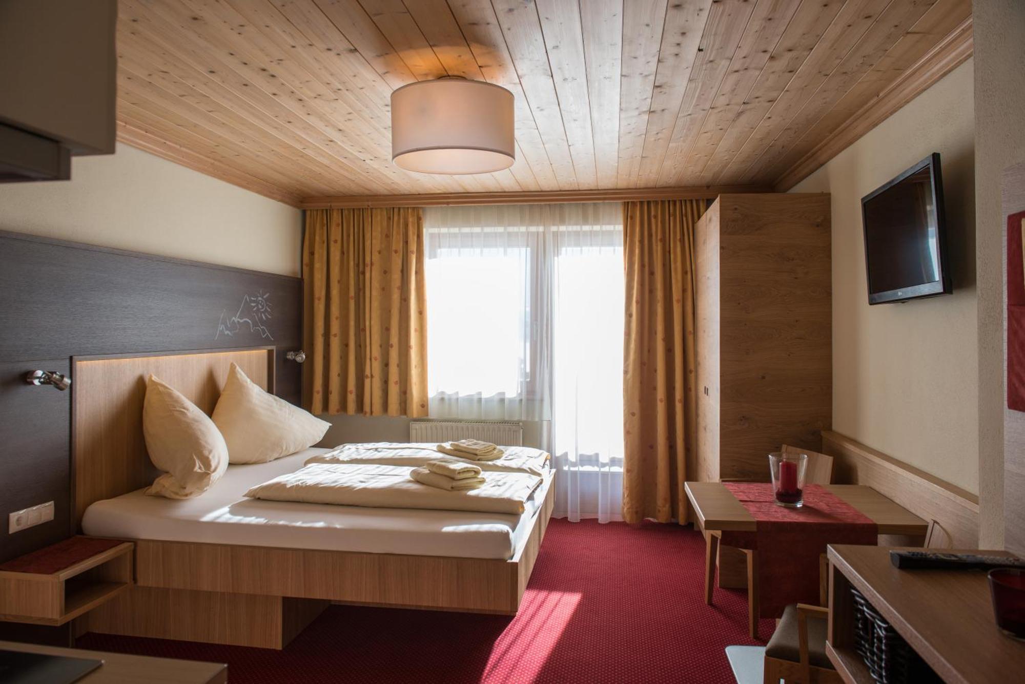 Harmls Aparthotel