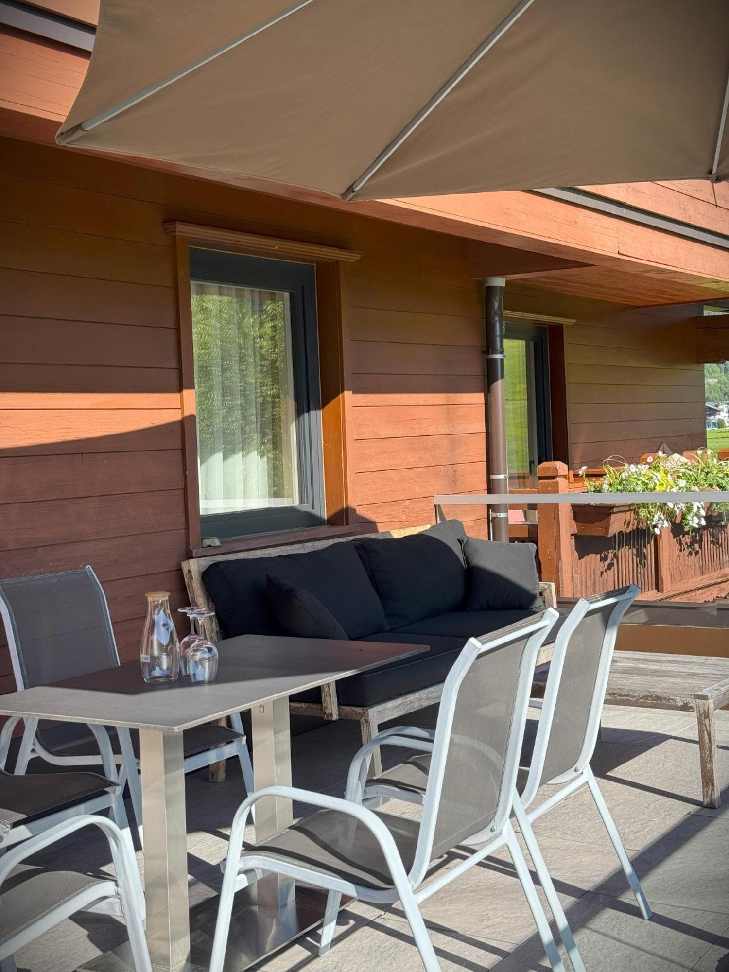 Harmls Aparthotel 3*